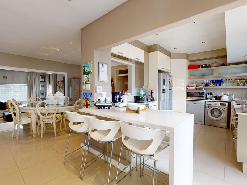 Stunning property in gated community - Dawnview - Photo 3