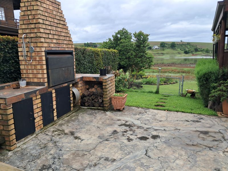 Home in the Peace of the Country - Photo 3