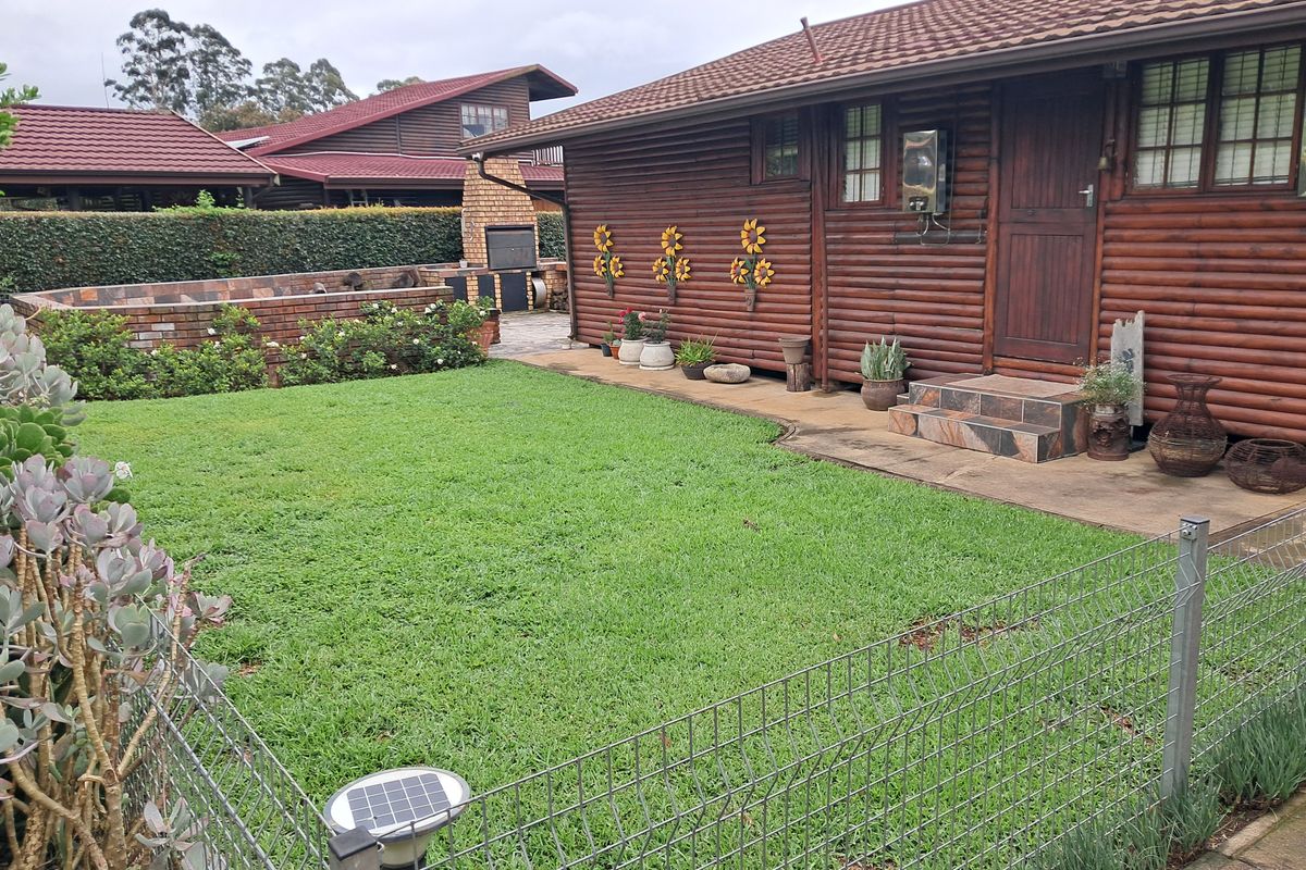 Home in the Peace of the Country - Photo 2