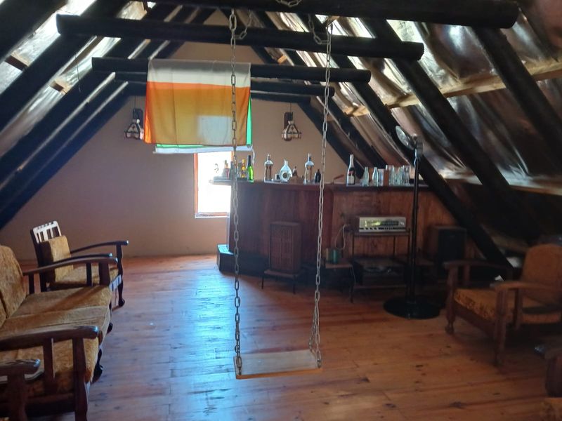 Spacious 5 Bedroom Gem! - Photo 6