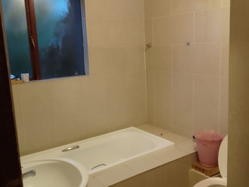 Neat Bachelor unit on 1st floor - Photo 6