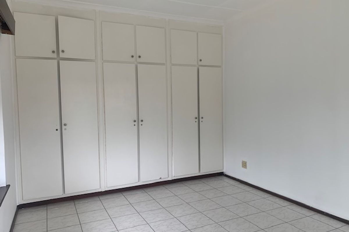 Granny flat on Shared Property in Westville North - Photo 4