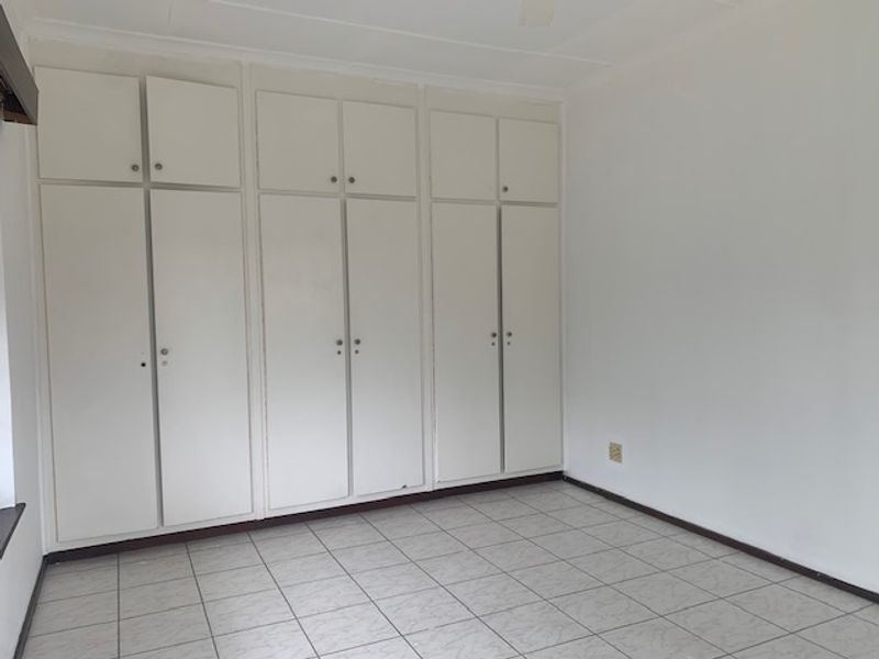 Granny flat on Shared Property in Westville North - Photo 4