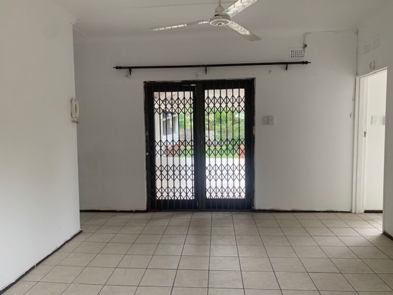 Granny flat on Shared Property in Westville North - Photo 6
