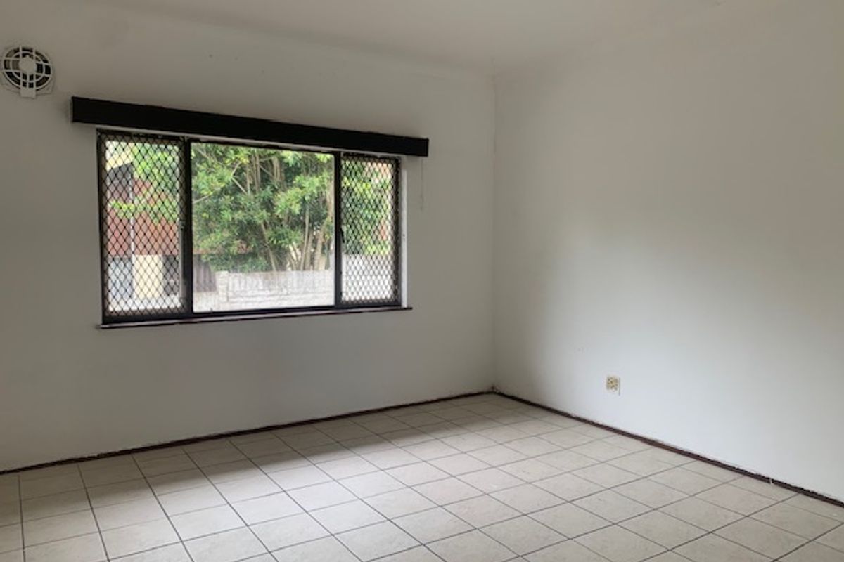 Granny flat on Shared Property in Westville North - Photo 5