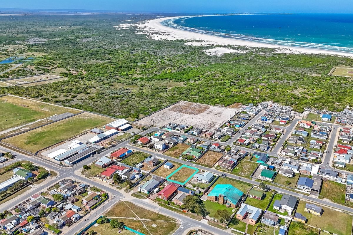 Discover an opportunity to build your vision in Struisbaai North! - Photo 3