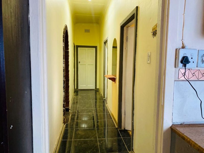 Renovated Family Home in Brenthurst - Photo 8