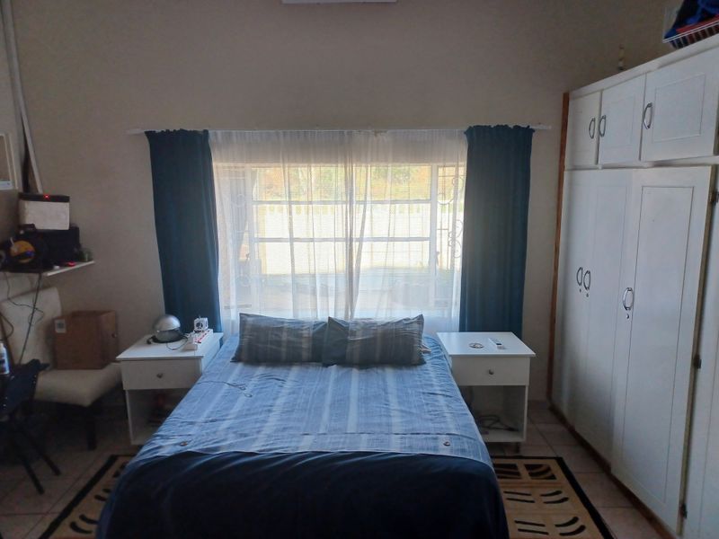 Newly renovated 4 bedroom home for sale in Lennoxton - Photo 9