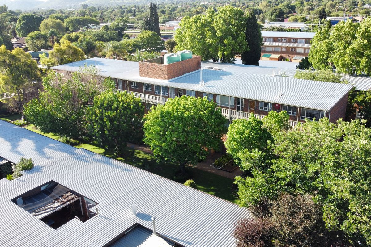 Modern Two-Bedroom Home with Prepaid Electricity - Photo 2