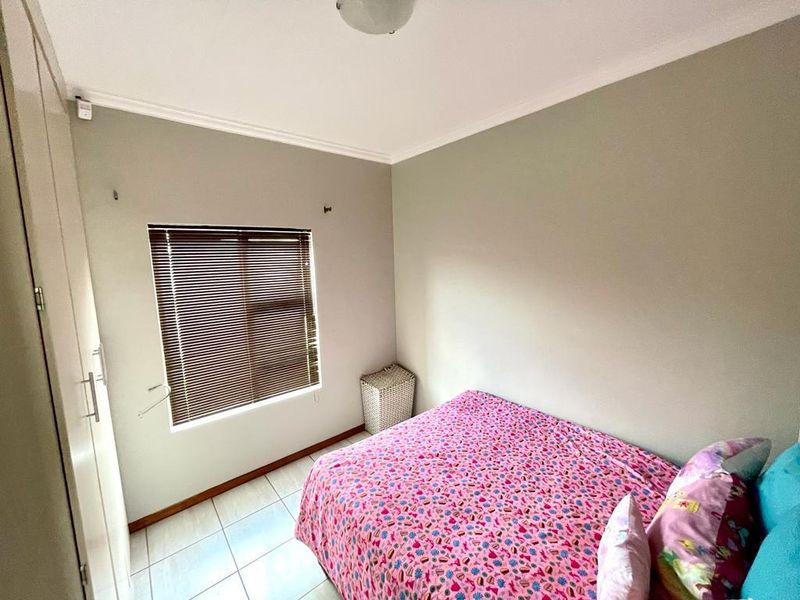 Neat as a pin three bedroom townhouse for sale in Trichardt - Photo 9