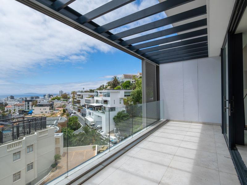 Luxury Redefined: 4-Level Home on Cape Town’s Iconic Atlantic Seaboard - Photo 10