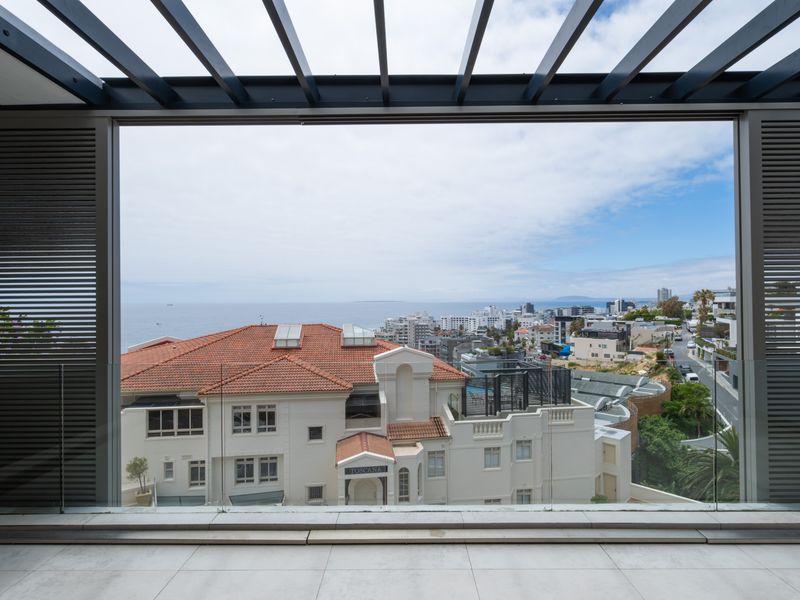 Luxury Redefined: 4-Level Home on Cape Town’s Iconic Atlantic Seaboard - Photo 5