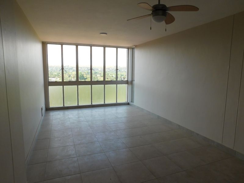 Newly Renovated in Kilner Park. - Photo 2