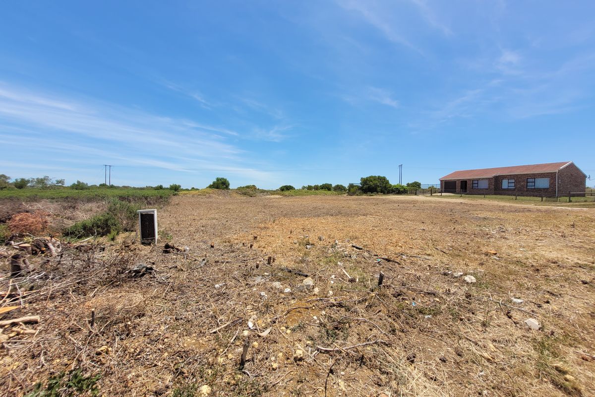 A Blank Canvas at the Sea in C Place, Jeffreys Bay - Photo 3