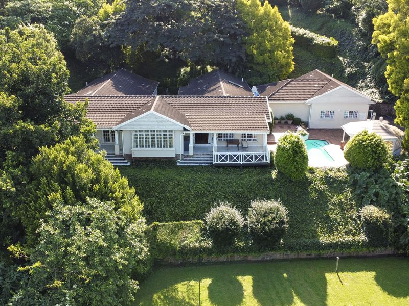 Elegant home with 4 income generating flatlets - Photo 2