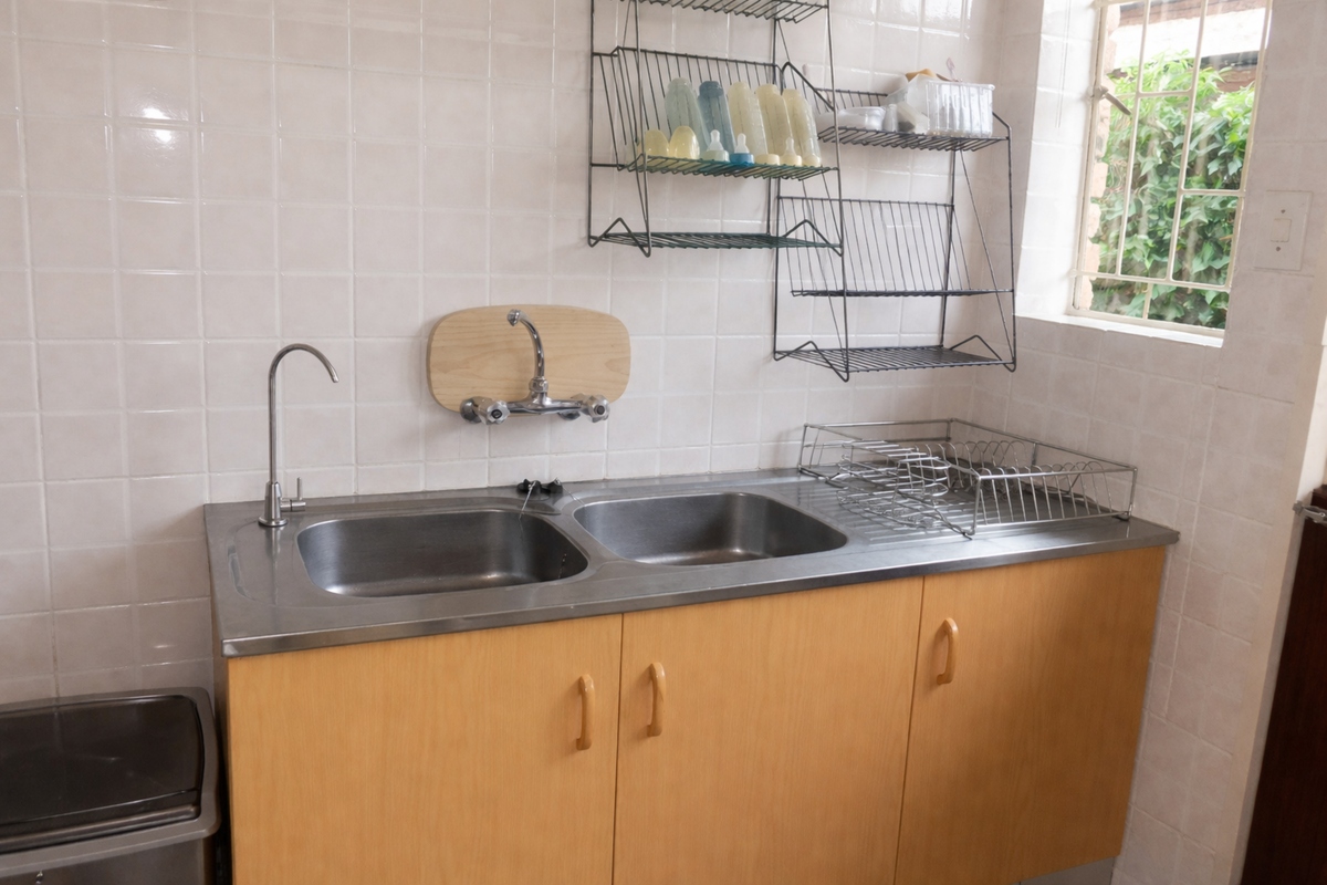 Welcoming Family Home of the Year! - Photo 5