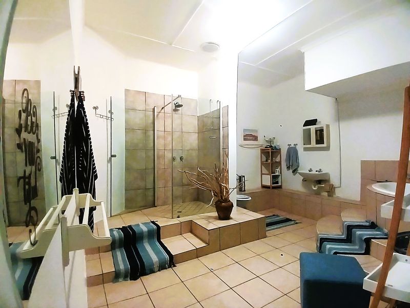 Charming Beachside Apartment in Stilbaai East - Photo 6