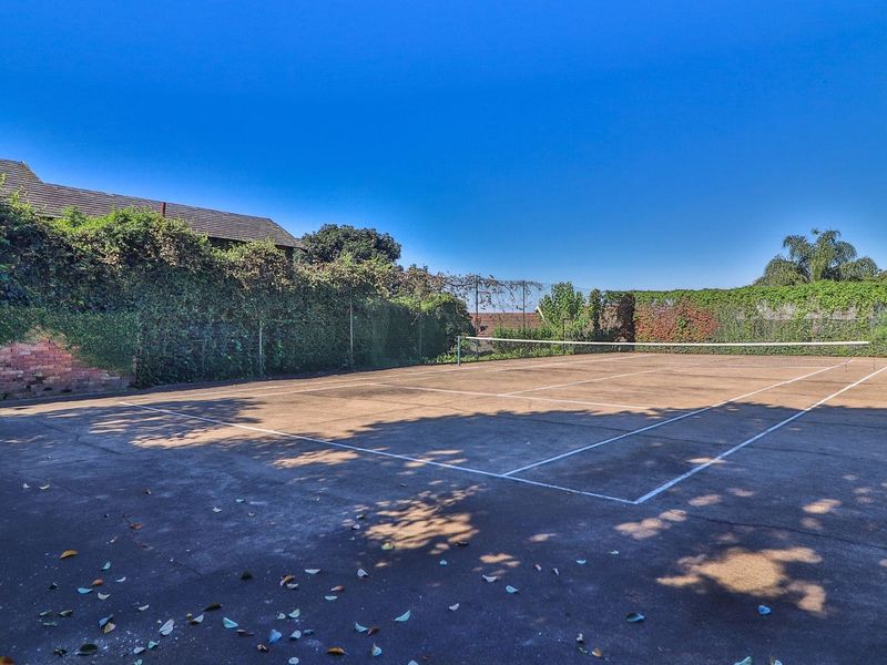 Grand Traditional Home with Breathtaking Views Over Pietermaritzburg – 7 Bedrooms, 6 Bathrooms, Pool - Photo 10