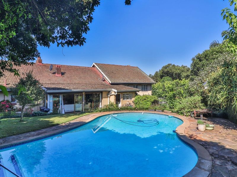 Grand Traditional Home with Breathtaking Views Over Pietermaritzburg – 7 Bedrooms, 6 Bathrooms, Pool - Photo 7
