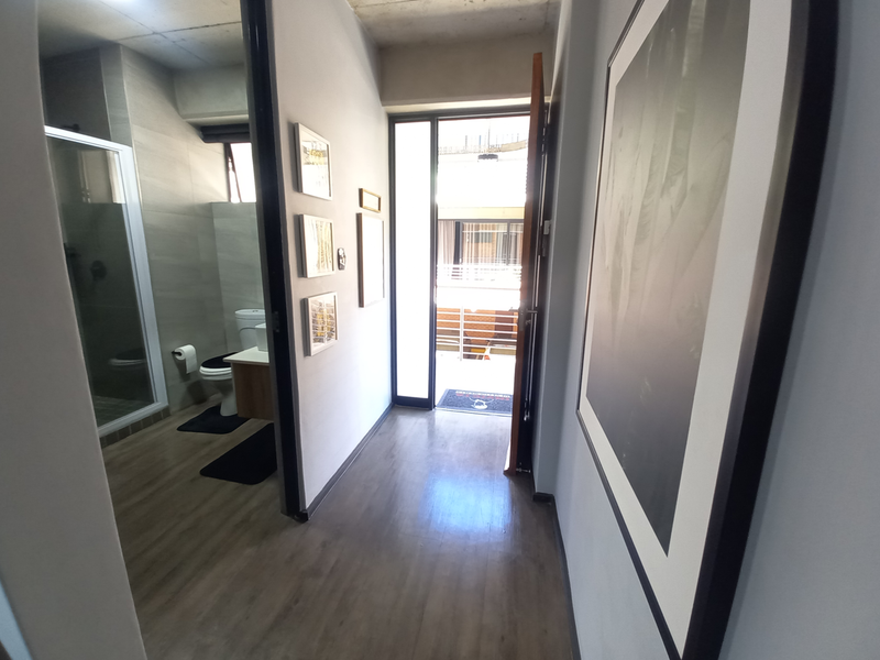 Modern Lock-Up-and-Go Apartment in Prime Menlo Park - Photo 4