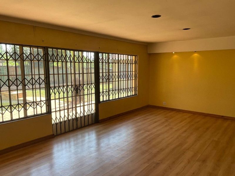 Unlock the Potential in Bedfordview! - Photo 2