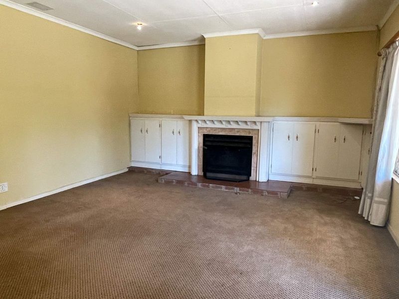 Unlock the Potential in Bedfordview! - Photo 3