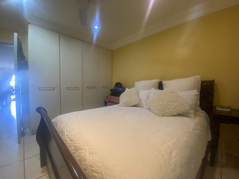 For Sale 1Bedroom Apartment with Spectacular Sea Views - Photo 10