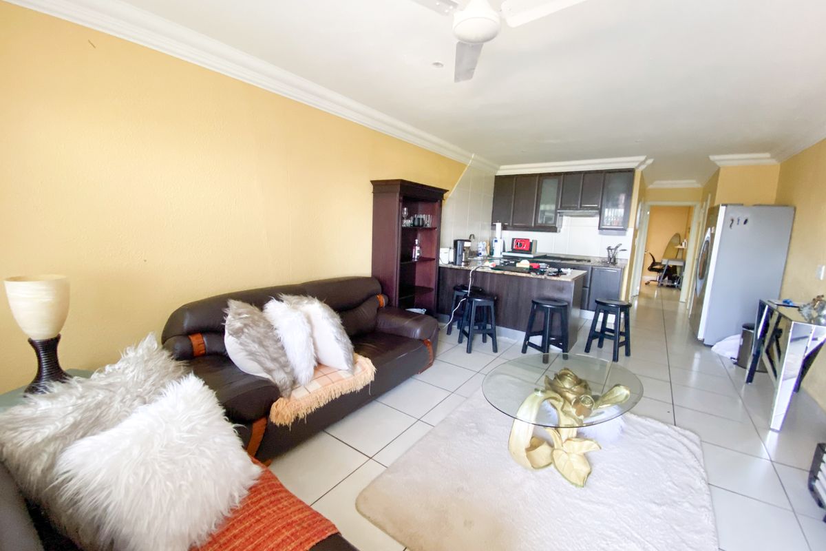 For Sale 1Bedroom Apartment with Spectacular Sea Views - Photo 2