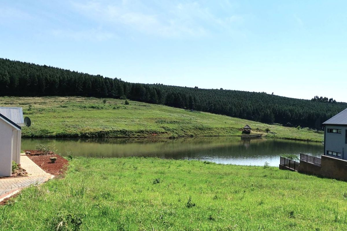 Build on a Blank Canvas at St Johnâs Village - Photo 4