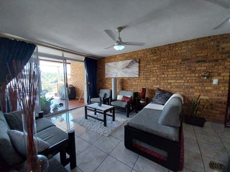 Beachside Bliss in Ramsgate - Photo 3