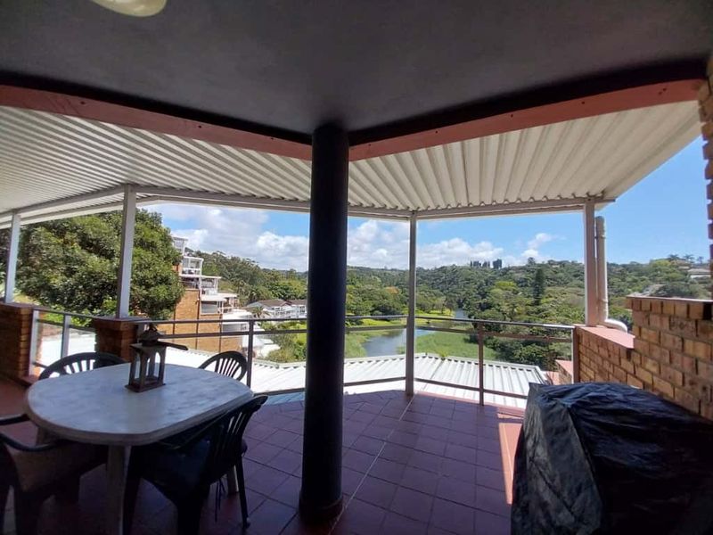 Beachside Bliss in Ramsgate - Photo 2