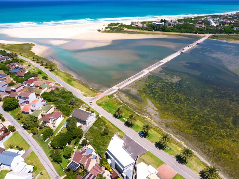 Stand with Awesome Views of Lagoon and Blue Ocean in Aston Bay, Jeffreys Bay - Photo 6