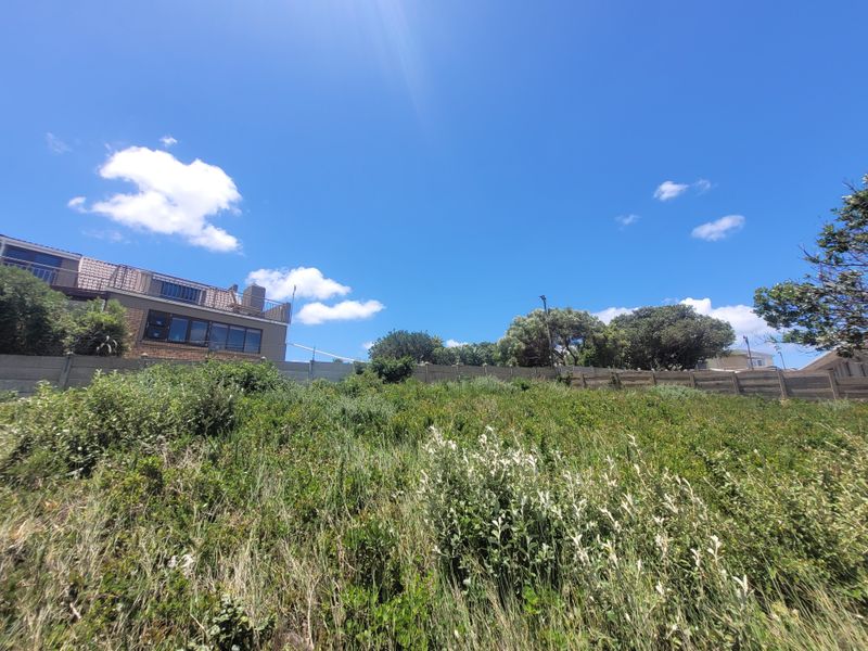 Stand with Awesome Views of Lagoon and Blue Ocean in Aston Bay, Jeffreys Bay - Photo 5
