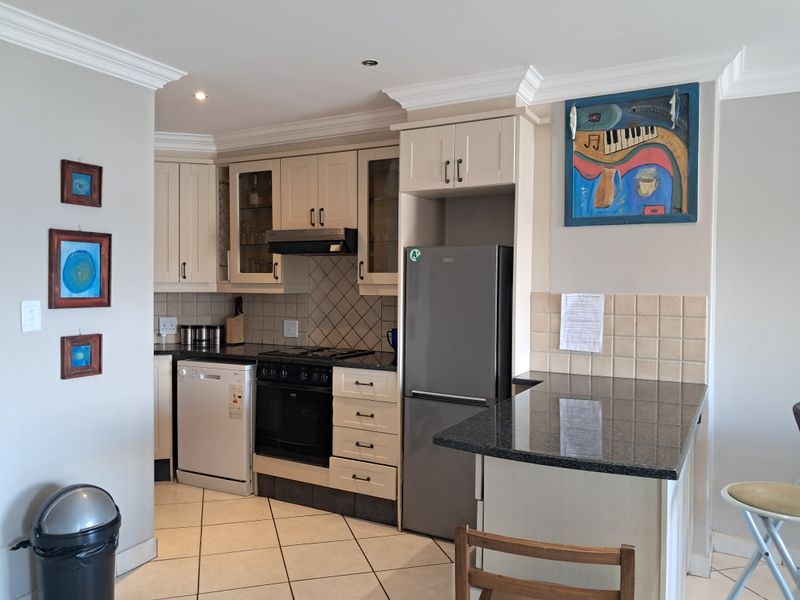 Perfect for coastal living and convenience! - Photo 6