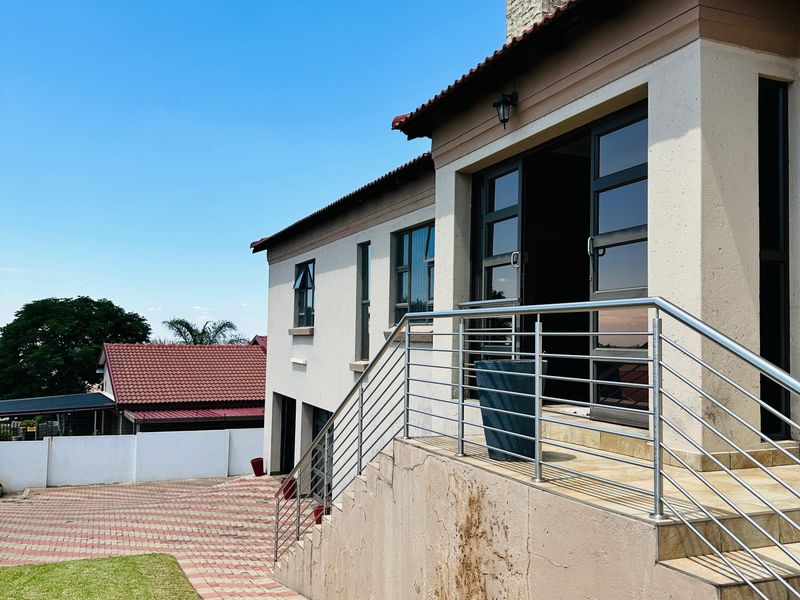 beautiful, neat and classy home - Photo 4