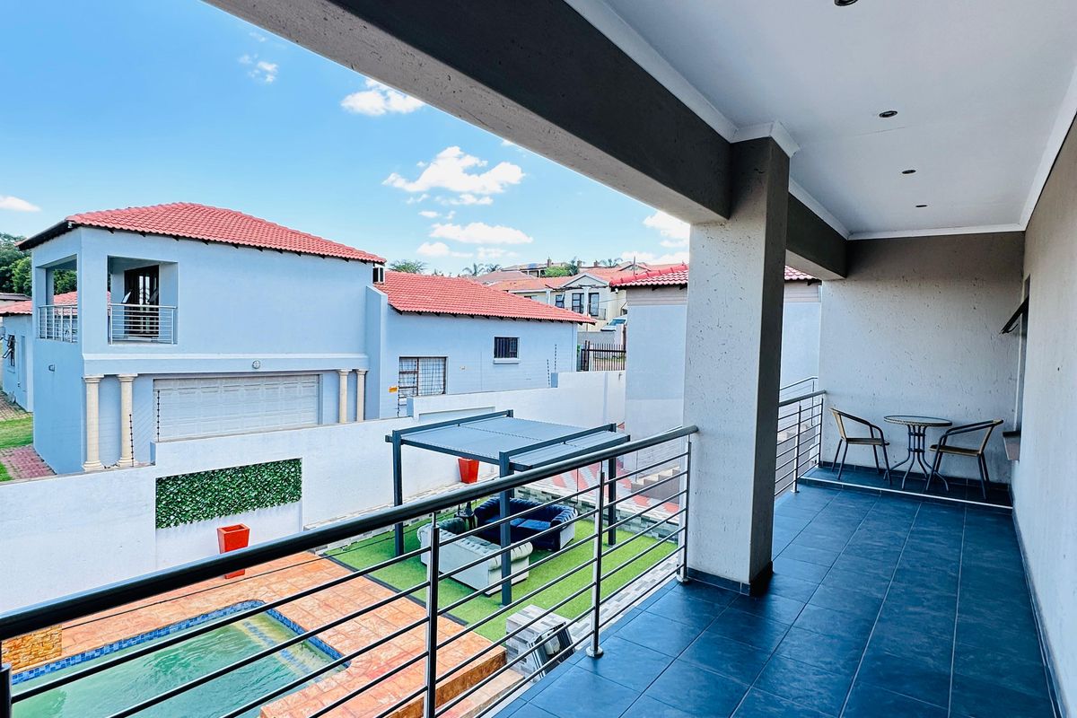 beautiful, neat and classy home - Photo 5