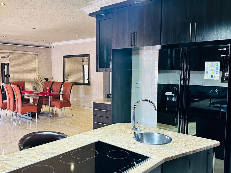 beautiful, neat and classy home - Photo 7