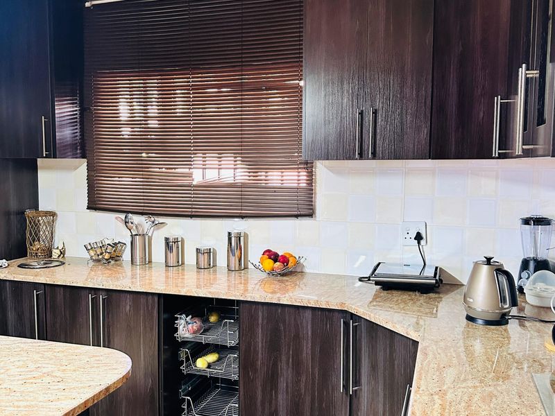 beautiful, neat and classy home - Photo 6