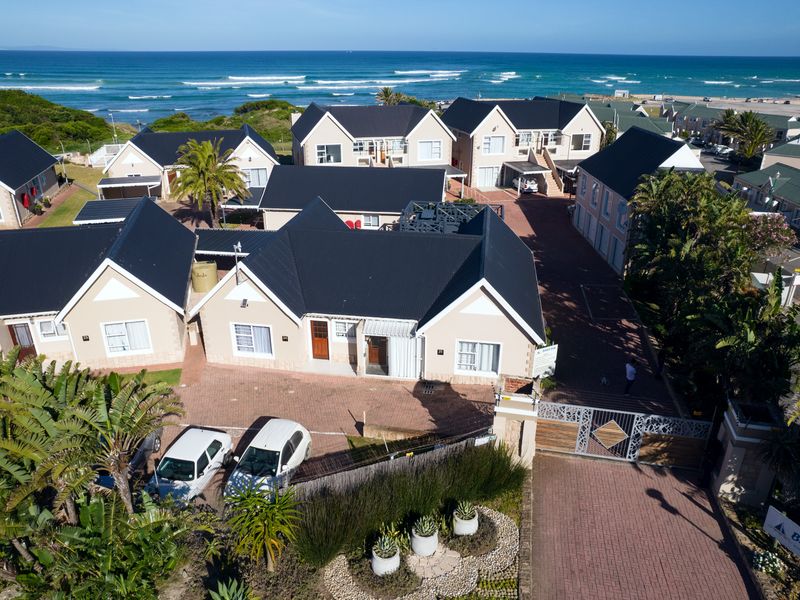 Marina Martinique Bliss Awaits! - Photo 5