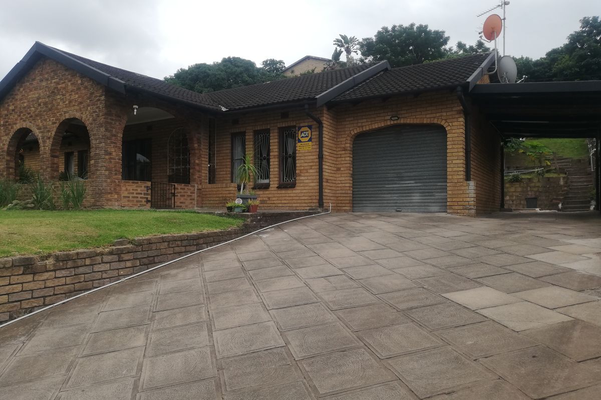 Lovely Home, Shallcross - Photo 2