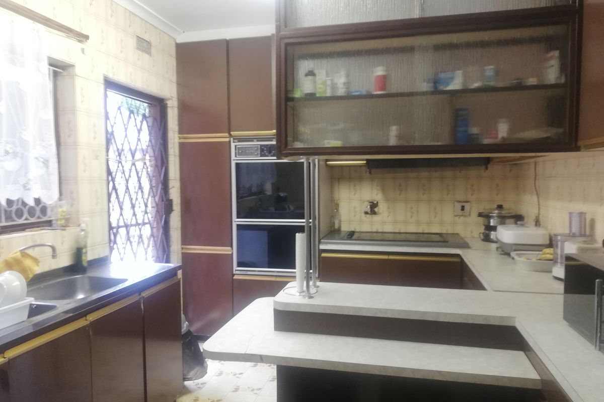 Lovely Home, Shallcross - Photo 3