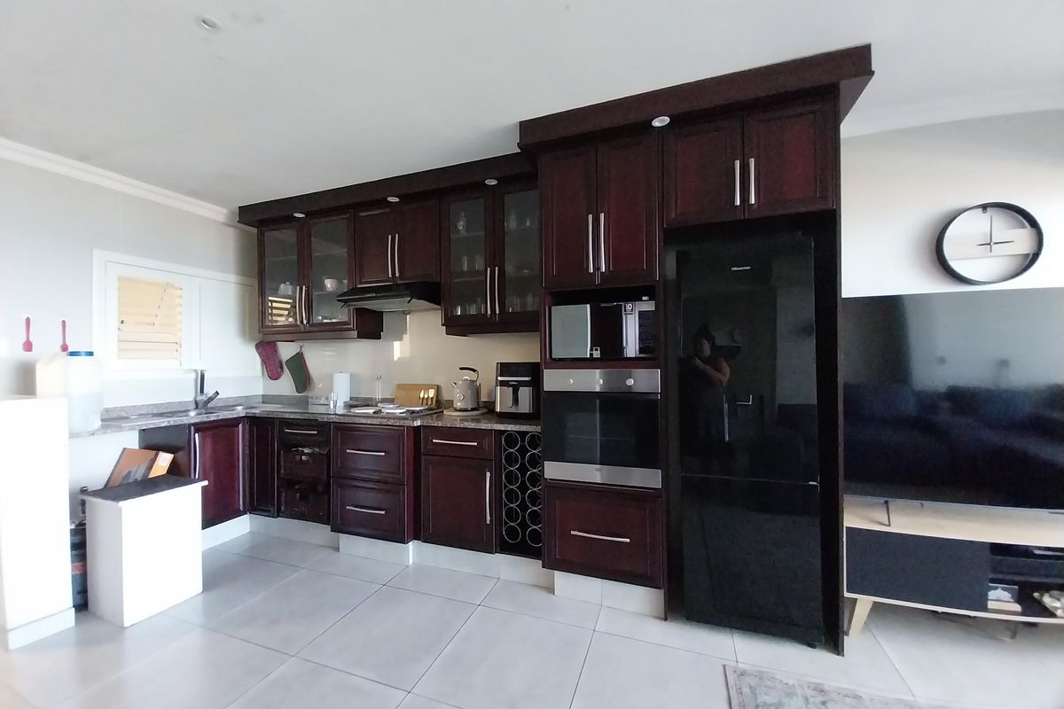 Prime Coastal Unit - Photo 4