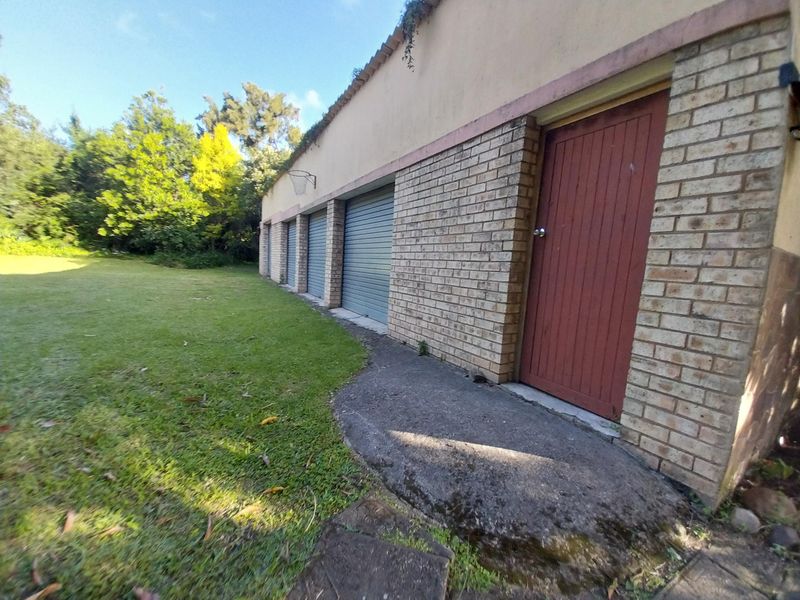 Smallholding for Sale – Peaceful Property with 2 Homes in Shelly Beach - Photo 2