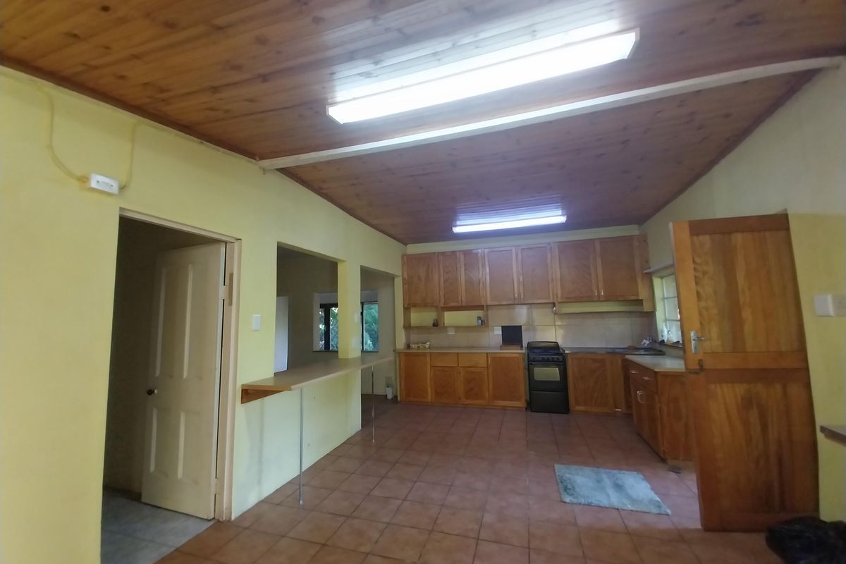 Smallholding for Sale – Peaceful Property with 2 Homes in Shelly Beach - Photo 5