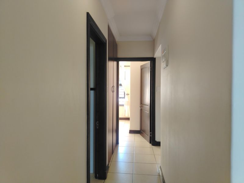 Discover coastal living at its finest in this beautiful 3-bedroom home just steps from the beach. - Photo 9