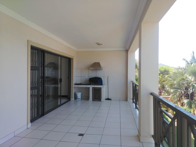 Discover coastal living at its finest in this beautiful 3-bedroom home just steps from the beach. - Photo 8