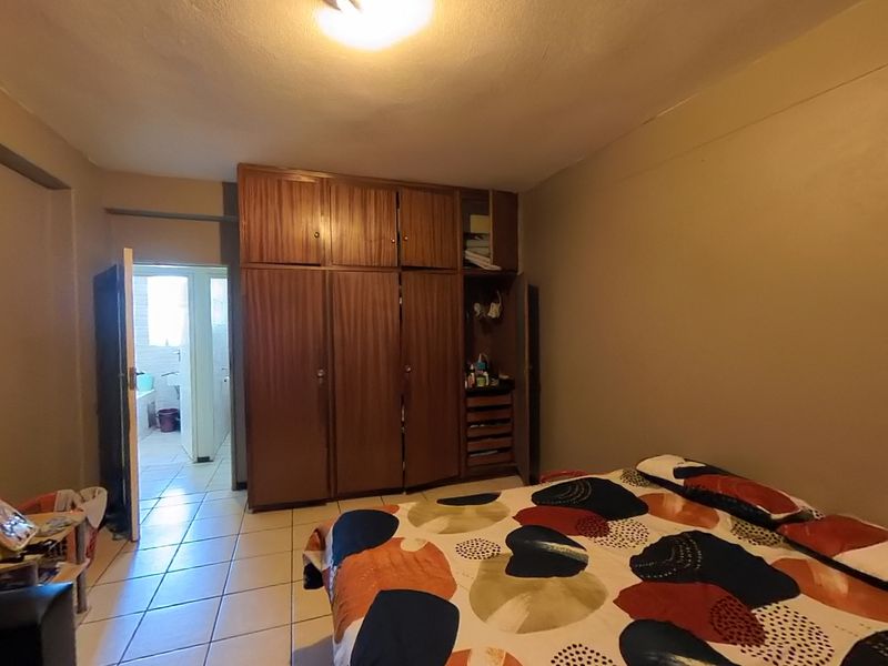 Cozy and secure living in Sunnyside Haven - Photo 10