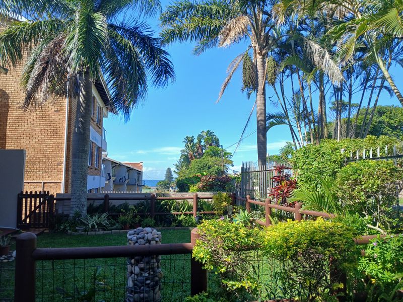 Neat Ground Floor Pet-Friendly Unit with Garden, Garage & Sea View Near Beach - Photo 3