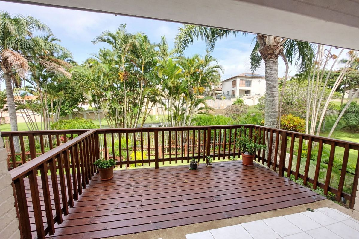 Neat 2 bedroom unit to rent in the heart of Uvongo - Photo 5