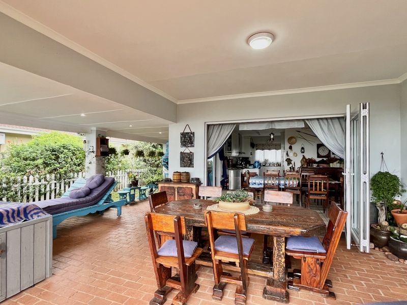 4 Bedroom Gem in Beverley Hills Estate - Photo 4